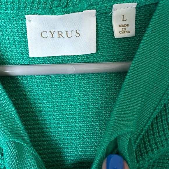 Kelly Green, light weight sweater with hood - Picture 2 of 3